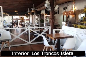 Interior Restaurante Los Troncos Isleta